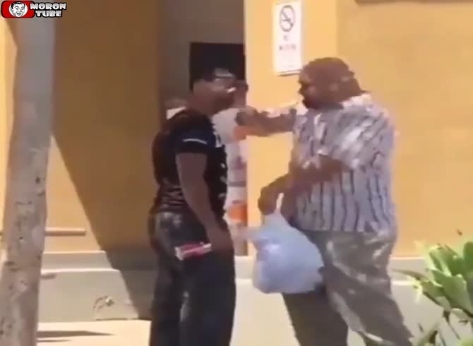 Video :Hit me, hit me!